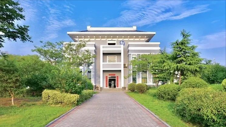 在校園里，你最想做的一件事是什么？