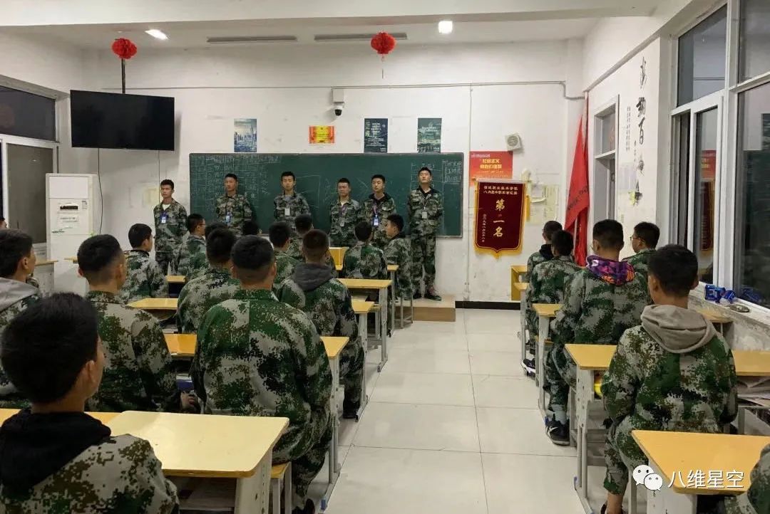關(guān)于校園生活，你最快樂的記憶有哪些？